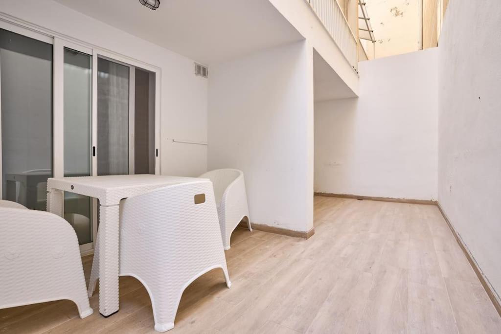 Urban Front - Walking Distance From Paceville And St George Bay Beach Is-Swieqi Exterior foto